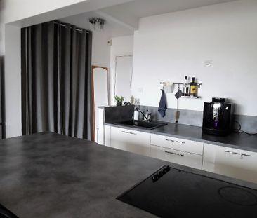 DUPLEX NON MEUBLÉ AVEC BALCON ET GARAGE, PROCHE CENTRE VILLE - Photo 3