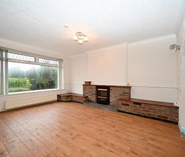 74 Downshire Road, Carrickfergus, BT38 7LD - Photo 2