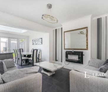 4 bedroom terraced house to rent - Photo 2