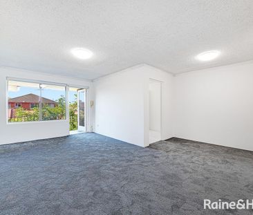 Newly Renovated Two-Bedroom Unit! - Photo 1