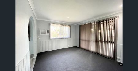 WATER USAGE INCLUDED!! - Inviting Home at 57 Irwin Street, Werrington - Photo 2