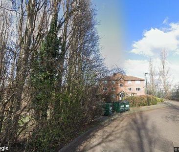 1 Bed Flat, Rothesay Court, SE6 - Photo 3