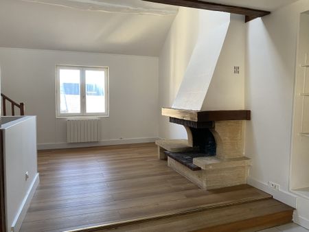 Location Appartement 4 pièces 80m² PALAISEAU 91120 - Photo 2