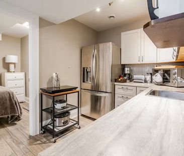 For Lease - 30 Rhydwen Avenue Unit# Lower, Toronto, Ontario - Photo 4
