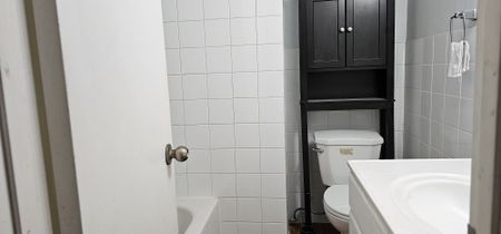 For Lease - 1999 Carrera Lane Unit# Lower Unit, Mississauga, Ontario - Photo 4