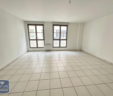 Location Appartement 3 pièces 85m² ROUEN 76000 - Photo 2