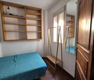 Carrer de la Corona, Valencia, Valencian Community 46003 - Photo 3