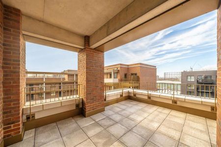 3 bedroom flat to rent - Photo 3