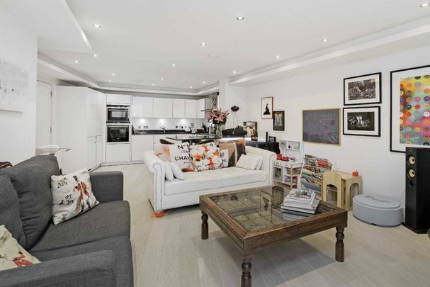 Camden Road, Camden, NW1 - Photo 1