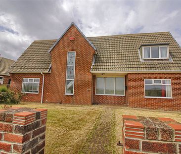 4 bed house to rent in Oak Road, Redcar, TS10 - Photo 2