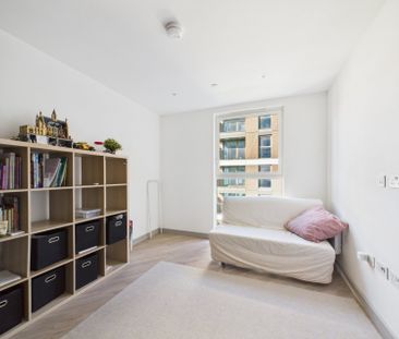 Eden Grove, Staines-upon-Thames, Surrey,TW18 - Photo 2