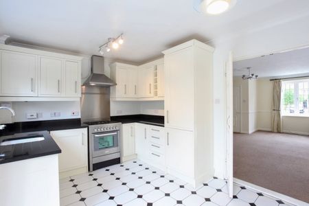 2 bedroom terraced house to rent - Photo 2