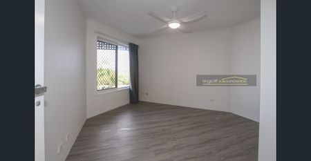2br top floor unit with water views - Photo 3