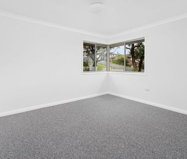 4 bedroom home with ocean views over Bombo Beach! - Photo 3