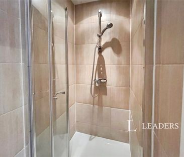 apartment to rent London Road, Cheltenham, Gloucestershire, GL52 - Photo 6