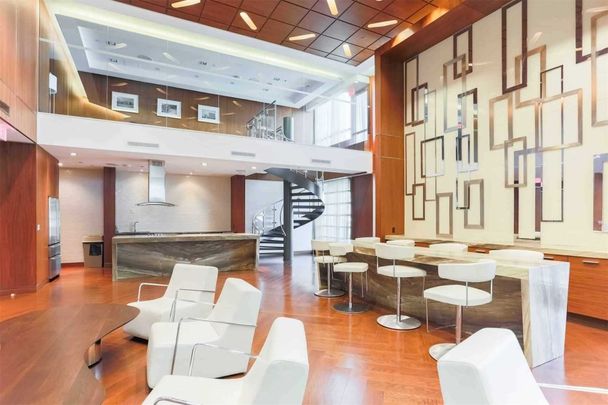 For Lease - 215 Sherway Gardens Road Unit# 707, Toronto, Ontario - Photo 1