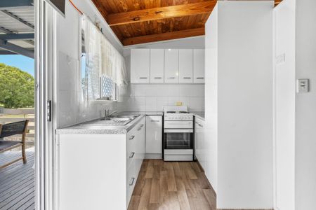 1 Natasha Court, Woodridge QLD 4114 - House For Rent - $580 | Domain - Photo 5