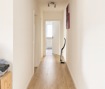 Helle 4-Zimmer-Wohnung in ruhiger Lage in Betzdorf – mit Balkon - Foto 1