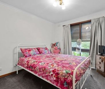 470 Dorset Road, Croydon South - Photo 1