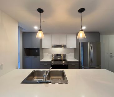 5200 Boul. Henri Bourassa O. Montréal (Saint-Laurent), QC H4R - Photo 6