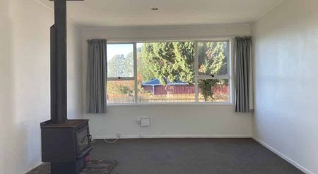 Three Bedroom Home - Photo 3