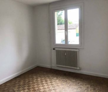 Location appartement 3 pièces 68 m² à Bourg-en-Bresse (01000) BEL AIR - Photo 2