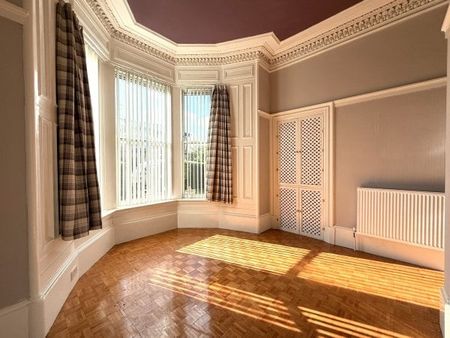 Circus Drive G31, Glasgow, G31 - Photo 2