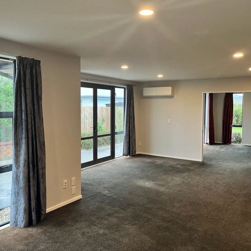 24 Heathridge Place - Photo 1