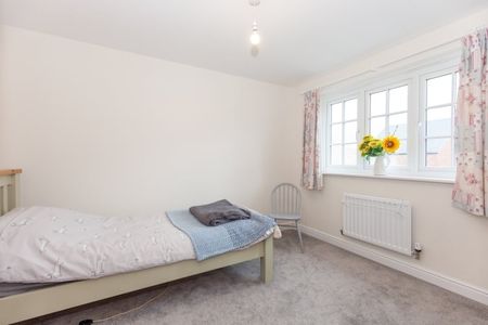 Bidwell Road, Banbury - Photo 2