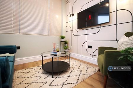 2 bedroom flat to rent - Photo 3