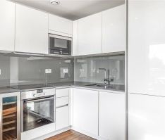 Central Avenue, London, SW6 - Photo 5