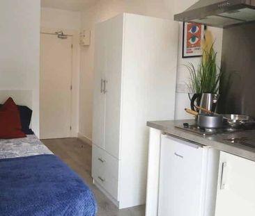 Bronze Studio - Photo 5