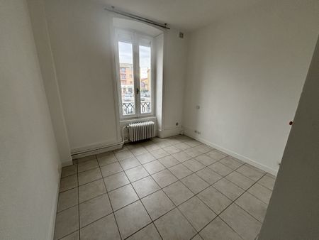 Location Appartement 2 pièces 41m² ST RAMBERT D ALBON 26140 - Photo 2