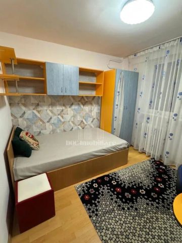 Inchiriere 2 camere|Drumul Taberei|1 minut metrou|Pet Friendly - Fotografie 2