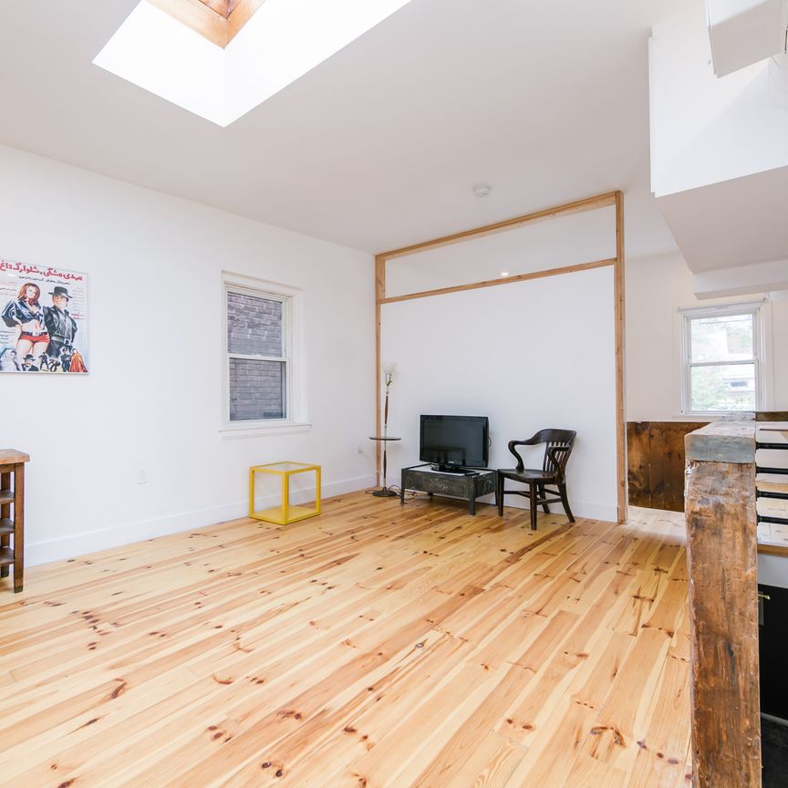 2 Bed / 1 Bath home in the Annex - Photo 1