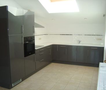 Appartement te huur - Photo 1