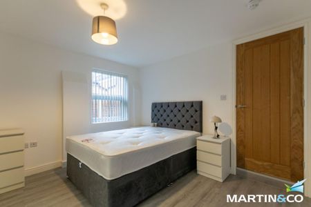 1 bedroom ground floor flat to rent - Photo 2