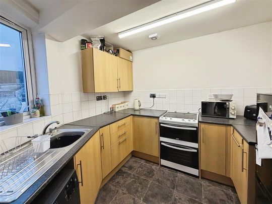 St. Teilo Street, Pontarddulais, SWANSEA - Photo 1