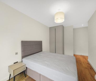 3 bedroom flat to rent - Photo 6