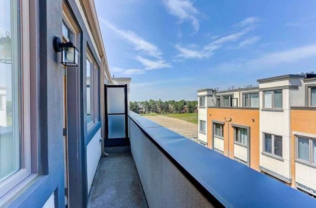 For Lease - 30 McClary's Way, Markham, Ontario - Photo 1