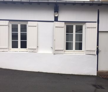 Location Appartement 1 pièce 29m² - Photo 2