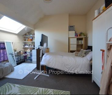 6 Bedroom Student Houses in Leeds - Photo 6