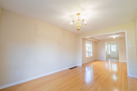 For Lease - 168 Deepsprings Crescent, Vaughan, Ontario - Photo 4