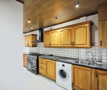 3 bedroom semi-detached house to rent - Photo 6