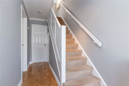 Merriden Road, Macclesfield, Cheshire, SK10 - Photo 2