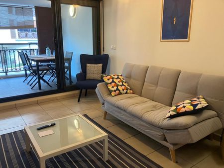 Location Appartement 2 pièces 43m² ST DENIS 97400 - Photo 2