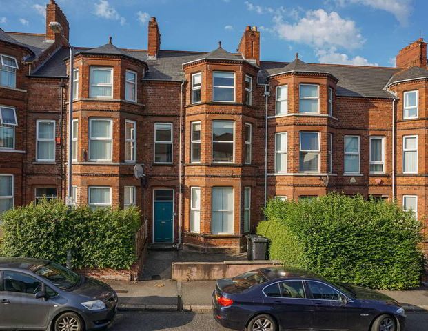 Flat 2, 43 Malone Avenue, Belfast, BT9 6EP - Photo 1