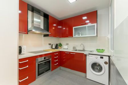 Carrer del Rosselló, Barcelona, Catalonia 08008 - Photo 5