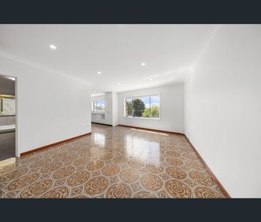 1/353 Guildford Road, Guildford, NSW 2161 - Photo 2