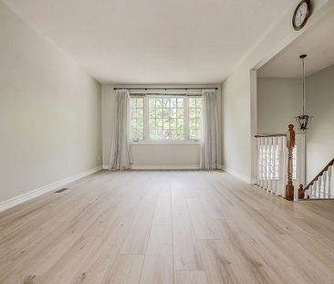 For Lease - 2294 Wyandotte Drive, Oakville, Ontario - Photo 3